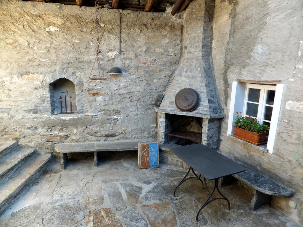 Casa Del Sarto Leilighet Intragna Eksteriør bilde